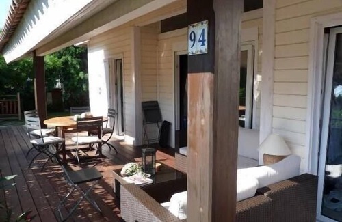 Gassin Ski Chalet | Charming house in a private, wooded and quiet park.