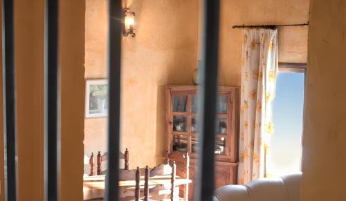 Estepa House | Charming House in Estepa with Mountain View