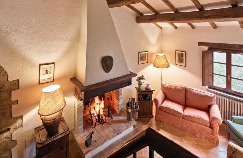 Umbertide House | Charming House in Umbria with Pool and Garden