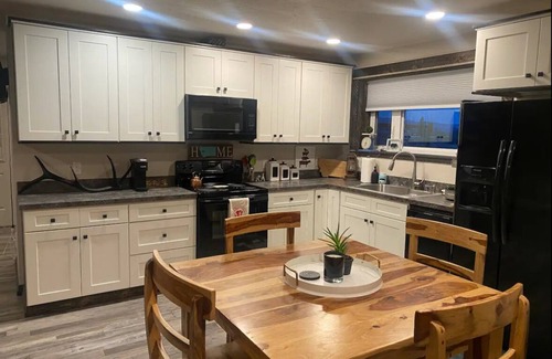 Stevensville Apartment | Charming house in tranquil setting in beautiful Stevensville, Montana.