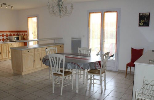 La Roche-Posay House | Charming House Near Connétable Spa, Garden, 2 Bedrooms, Modern Amenities