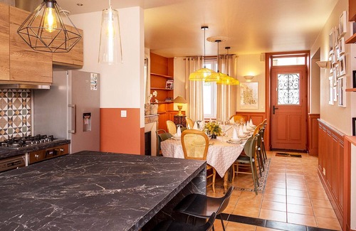 Deols Cottage | Charming house with terrace and WIFI near Châteauroux