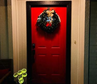 Spring House | Charming House18 min IAH-TheWoodlands