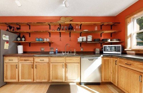 Maple City Cabin | π Charming Hygge 2BDR Cabin in Leelanau County β 4889