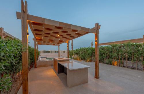 El Gouna Ski Chalet | Charming Jungle Home