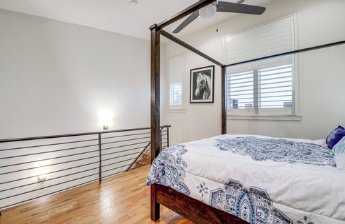 Old City House | Charming Knoxville Townhome < 1 Mi to Downtown!