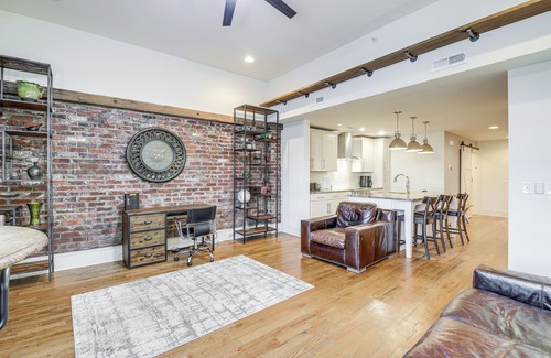Old City House | Charming Knoxville Townhome < 1 Mi to Downtown!