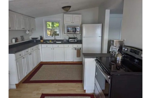 Hopatcong House | Charming Lake House w/Large Dock