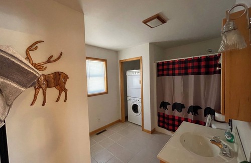 Gordon Cabin | Charming lakefront cabin in tranquil Gordon/Wascott. Pet Friendly.