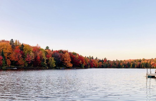 Gore Cabin | Charming lakefront cottage — close to activities for every season!