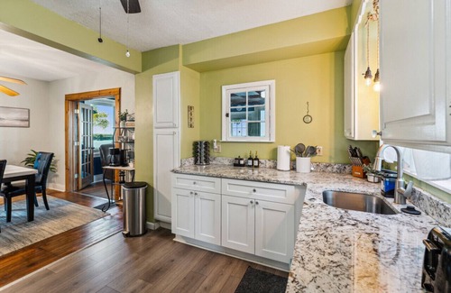 Lorain House | Charming Lakefront home with incredible views on Lake Erie, Lorain OH
