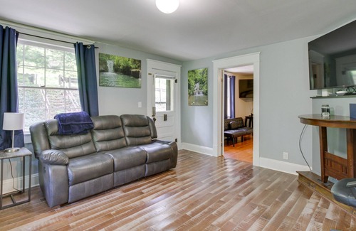 Lexington House | Charming Lexington Getaway - Large Riverfront Deck