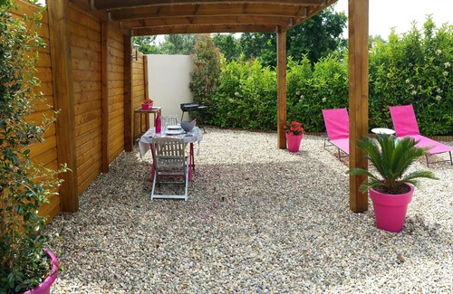 Patrimonio House | Charming little air-conditioned house with outdoor space in Patrimonio (wifi)