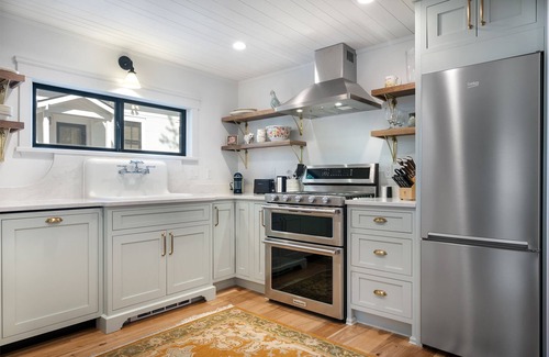 Whitefish Cottage | Charming Loft Bedroom Cottage in Downtown White, 1 block away from everything