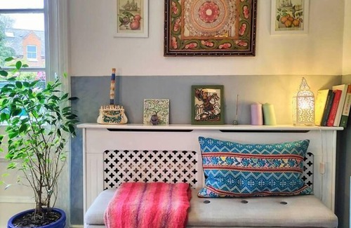 Highgate Apartment | Charming London With Balcony