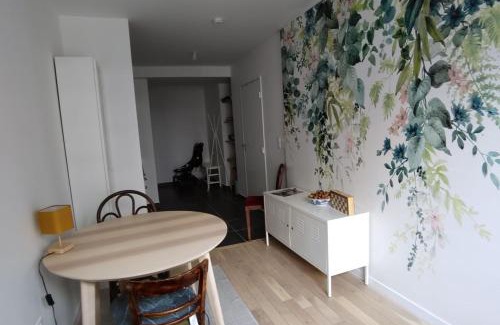 Les Puces de Saint-Ouen Apartment | Charming love cocoon of 34 m