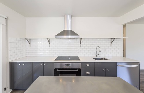 Healdsburg Cottage | Charming Matheson Modern Townhome 2 Blocks from Healdsburg Plaza