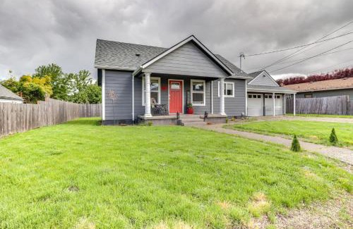 McMinnville House | Charming McMinnville Home - Walk to Wineries!