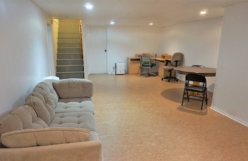 Aksarben - Elmwood Park House | Charming Mid-Century modern home - Historic Aksarben area