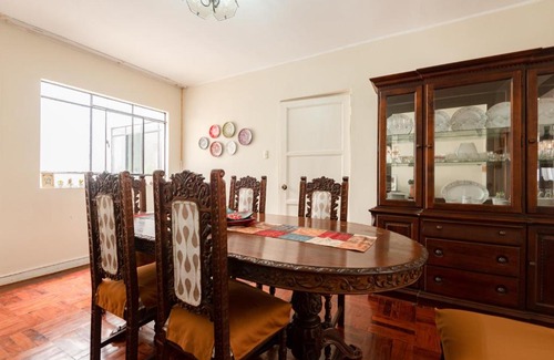 Santa Cruz House | Charming Miraflores Guesthouse with Terrace Studio Apartment and Private Room