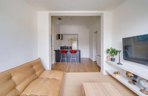 Saint-Michel - Nansouty - Saint-Genes Apartment | Charming, modern flat with private parking