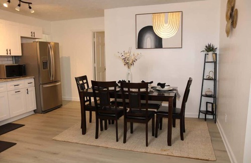 Buford Apartment | -> Charming Modern Guest House Near Lake Lanier.