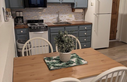 South Snyderville Basin Apartment | Charming mother in-law apartment in Park City with private entrance.