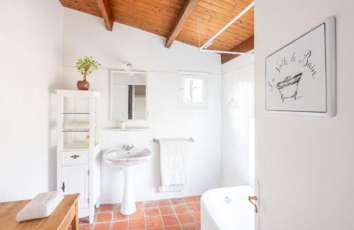 Negrondes House | charming nature lodge in Périgord