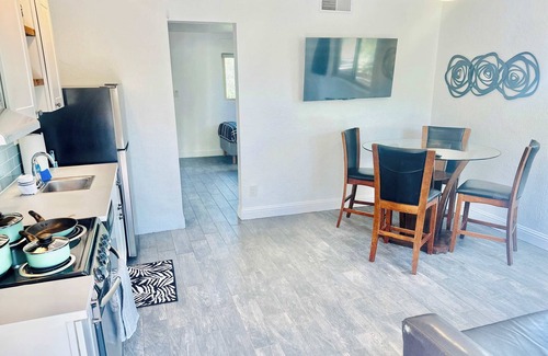 Reno Apartment | Charming Nest/Sleeps 3