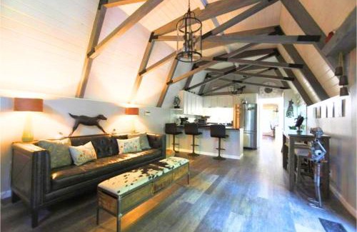 Placerville House | Charming property with 2 cabins and private creek all to yourself