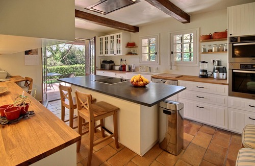 Biot House | Charming provencal villa in Biot