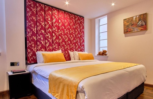 Oban Hotel | Charming Retreat, Three Family Ready Rooms | Stroll from Bay Views