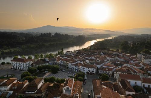Moncao Apartment | Charming Santo Antonio Roof top