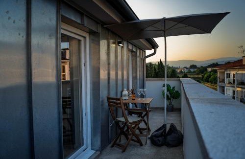 Moncao Apartment | Charming Santo Antonio Roof top