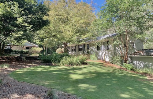 Athens House | Charming, secluded 7 miles from Sanford Stadium and Classic Center!