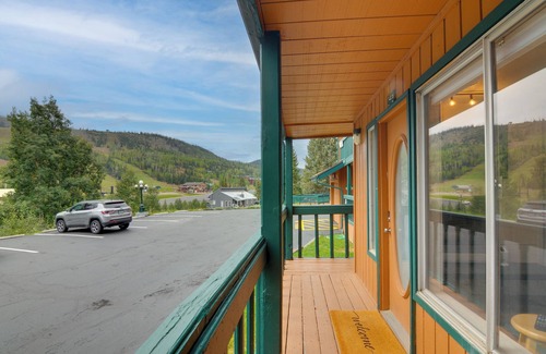Brian Head Apartment | Charming Ski Condominium w/Resort Views!