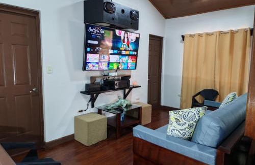 Platanillo House | Charming Small House, Near the beach & Waterfalls