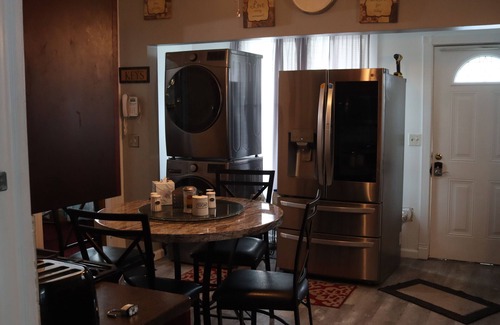 Geneva House | Charming, Spacious 3 bedroom house W/WiFi, AC in Geneva -Hot Tub - Outside Bar
