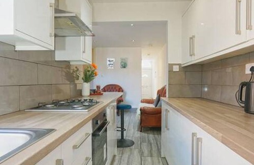 Stoke-on-Trent House | Charming Stoke-on-trent House Getaway
