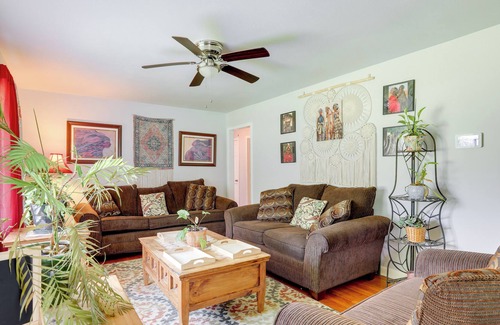 Stone Mountain Cottage | Charming Stone Mountain Retreat Near Nature Trails