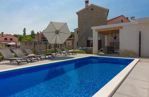 Momjan Villa | Charming stone villa Duda with private pool and magnificent view