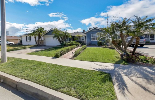 East Whittier Apartment | Charming Studio centrally located between Downtown LA & Disneyland