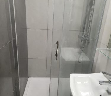 Golders Green Apartment | Charming Studio in Central London