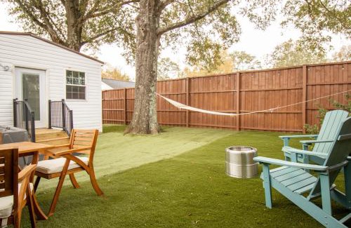Taylors House | Charming Studio in Taylors by Brick and Home