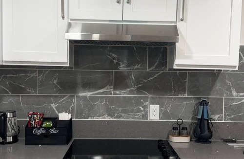 Charter Oak Apartment | Charming studio in welcoming Glendora with AC, WiFi & full kitchen