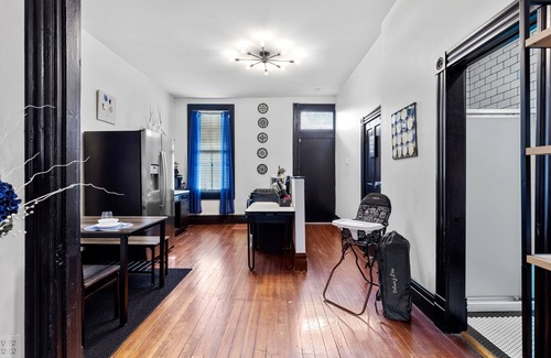 St. Louis Apartment | Charming Studio on Cherokee Street - JZ Vacation Rentals