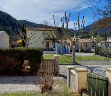 Castellane Bed & Breakfast | CHARMING studio proche centre