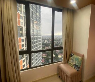 Project 8 Hotel | Charming Studio With City Views