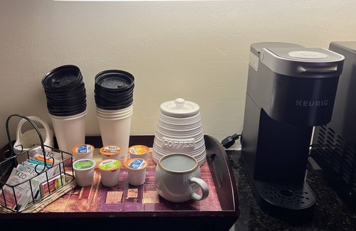 Washington Ave./ Memorial Park Apartment | Charming Suite, inside the loop/pet friendly w/outdoor gazebo,Private Entrance