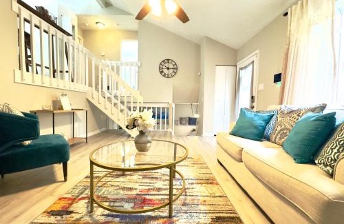 Northeast Raleigh House | Charming Three Bedroom Home with King Bed and Fire Pit